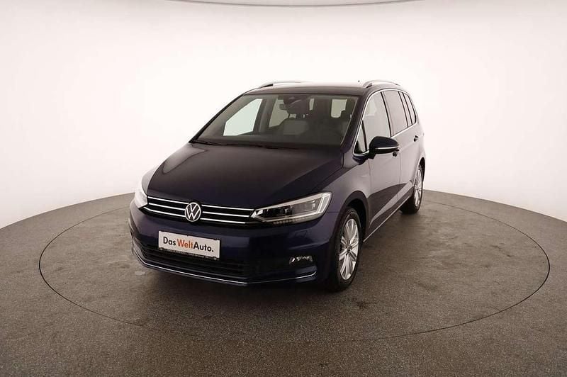 Gebraucht VW Touran Highline 150 PS (110 kW) 2024 Dunkelblau  metallic Van / Kleinbus