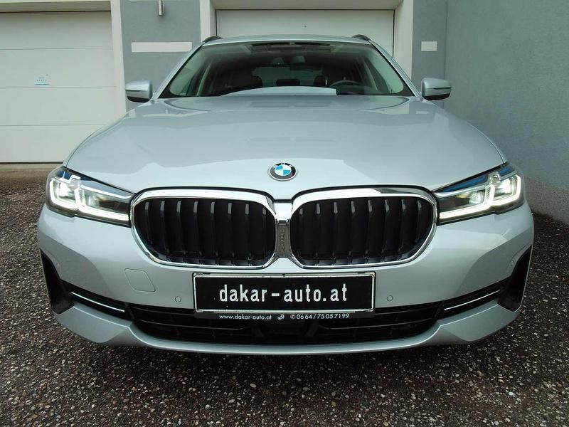 Gebraucht BMW 520 190 PS (139 kW) 2020 Grau Kombi