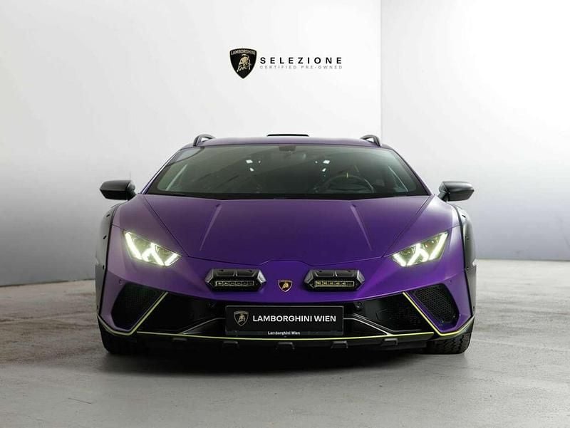 Gebraucht Lamborghini Huracán 611 PS (449 kW) 2024 Violett Coupé