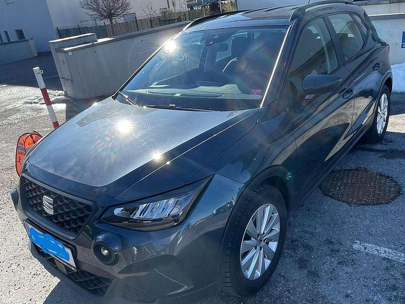Gebraucht Seat Arona 95 PS (69 kW) 2022 Grau SUV