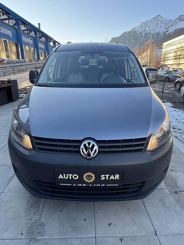 Grau Gebraucht 2014 VW Caddy Maxi Trendline Van / Kleinbus | € 13.990 (Superpreis) - Bild 1/4