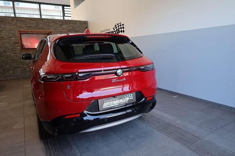 Gebraucht Alfa Romeo Tonale Ti 131 PS (96 kW) 2023 Rot SUV