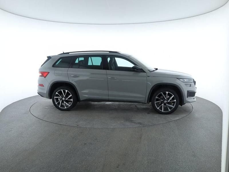 Gebraucht Skoda Kodiaq SportLine 200 PS (147 kW) 2023 Mittelgrau  normal SUV