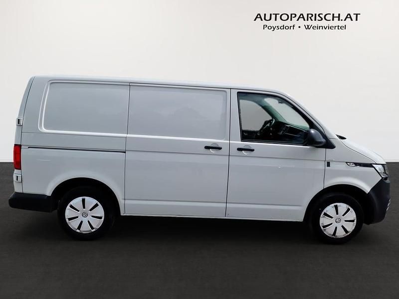 Gebraucht VW T6.1 110 PS (80 kW) 2021 Weiss  normal Van