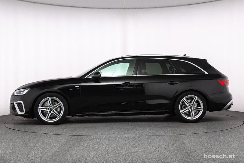 Gebraucht Audi A4 S-Line 204 PS (150 kW) 2023 Schwarz Kombi