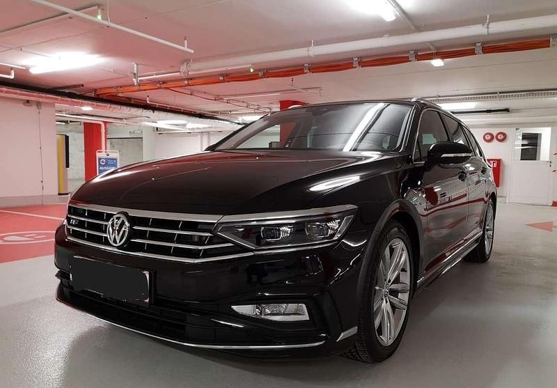 Gebraucht VW Passat Elegance 190 PS (139 kW) 2020 Schwarz Kombi