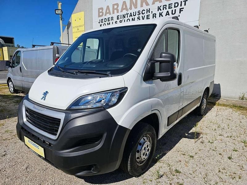 Weiß Gebraucht 2021 Peugeot Boxer Van | € 15.960 (Guter Preis) - Bild 1/4
