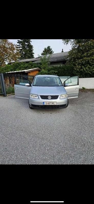 Gebraucht VW Touran Trendline 102 PS (75 kW) 2006 Van / Kleinbus