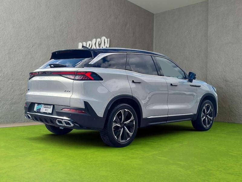 Gebraucht Baic X75 177 PS (130 kW) 2024 Silber SUV