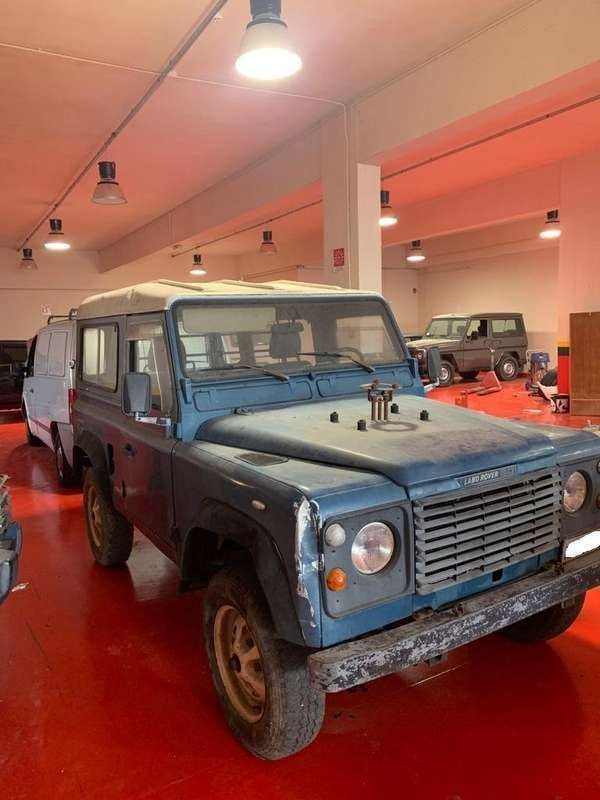 Gebraucht Land Rover Defender 86 PS (63 kW) 1987 Blau SUV