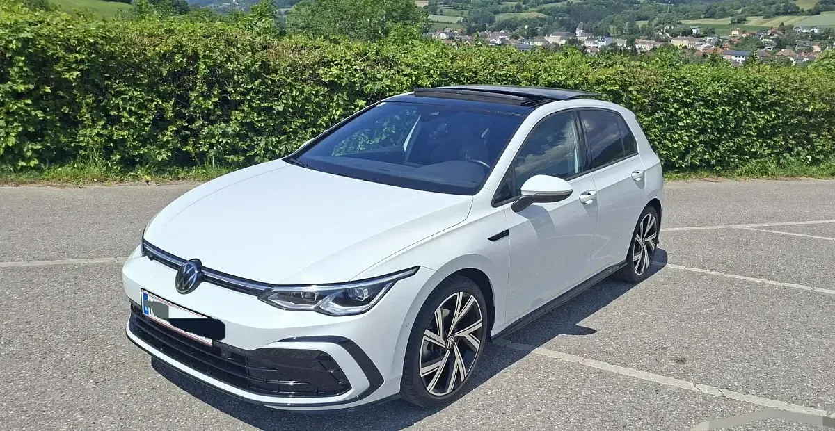 Gebraucht VW Golf VIII R-line 131 PS (2023) in Persenbeug-Gottsdorf - € ...