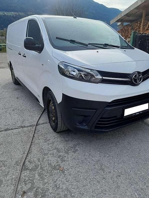 Weiß Gebraucht 2018 Toyota Proace Van / Kleinbus | € 14.900 (Guter Preis) - Bild 1/4