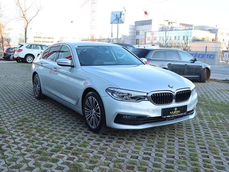 Gebraucht BMW 520 Sport Line 190 PS (139 kW) 2020 Grau Limousine