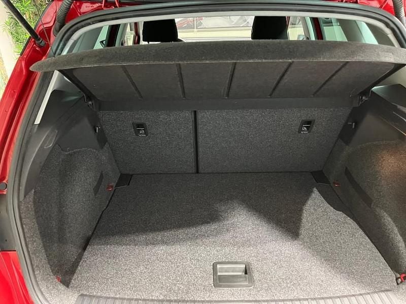 Gebraucht Seat Arona Style 95 PS (69 kW) 2021 Mittelrot  metallic SUV