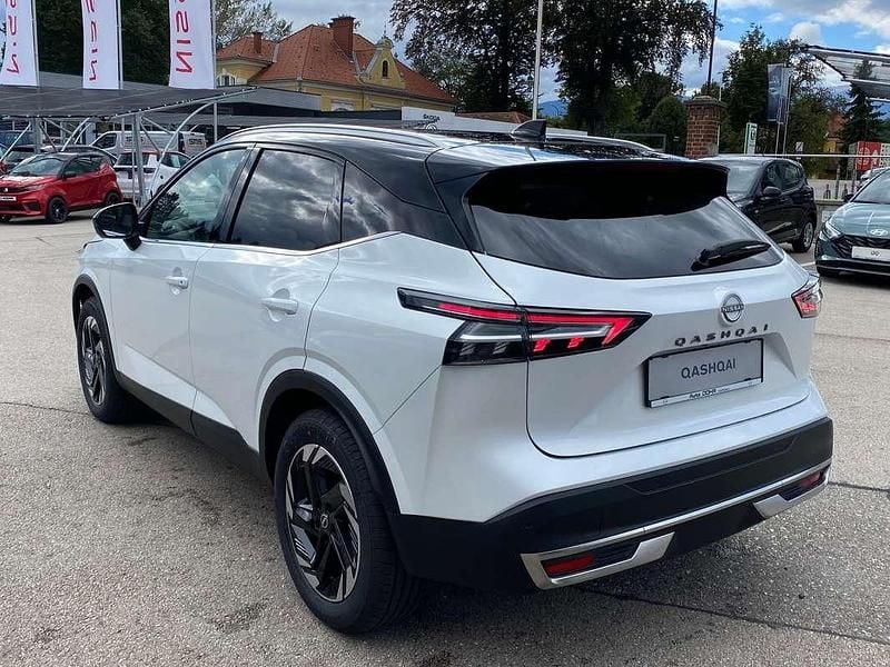 Neu Nissan Qashqai N-Connecta 158 PS (116 kW) 2025 Weiß SUV