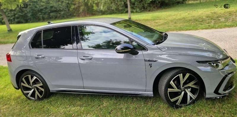 Gebraucht VW Golf VIII R-line 150 PS (110 kW) 2022 Limousine