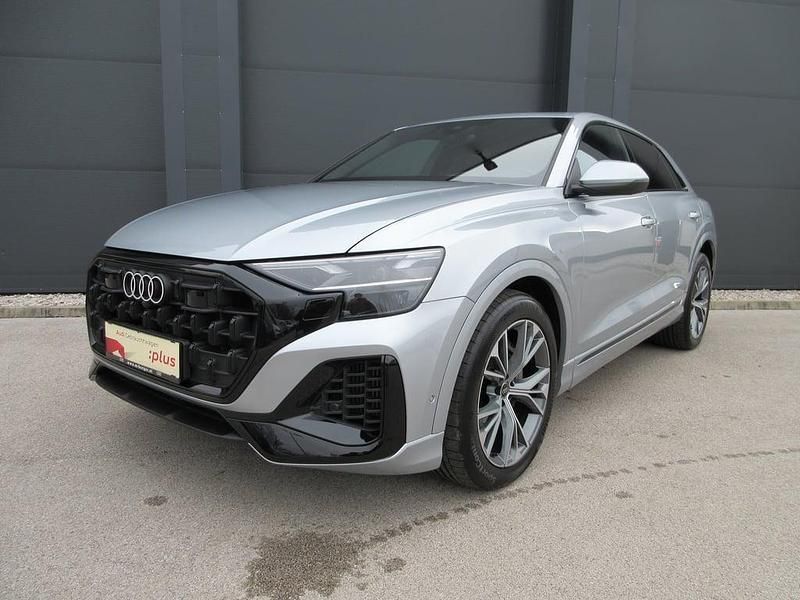 Gebraucht Audi Q8 340 PS (250 kW) 2025 Silber  metallic SUV