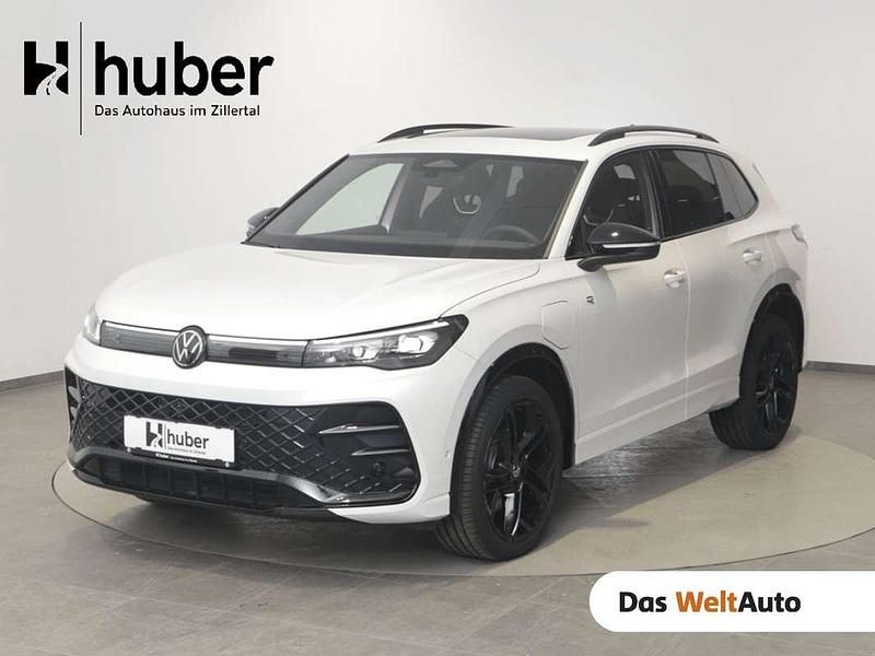 Gebraucht VW Tiguan Sport 204 PS (150 kW) 2025 Weiss  metallicperleffekt SUV