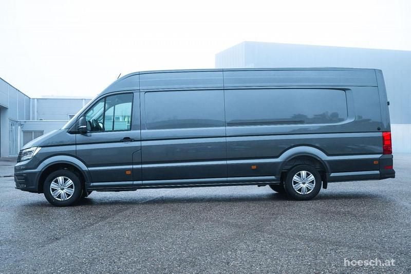 Neu VW Crafter 177 PS (130 kW) 2025 Grau Van