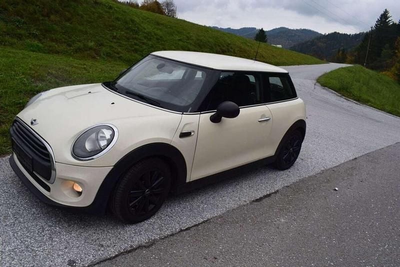 Weiß Gebraucht 2014 Mini ONE Kleinwagen | € 8.900 (Fairer Preis) - Bild 1/4