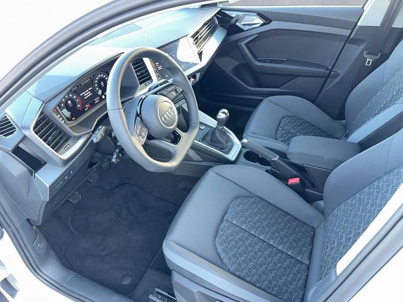 Neu Audi A1 95 PS (69 kW) 2025 Weiß Limousine