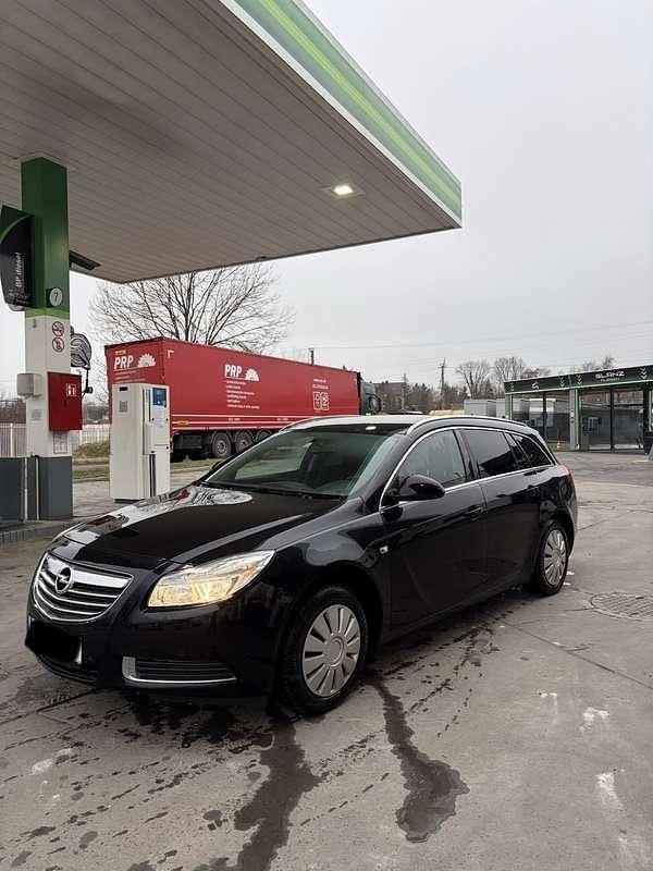 Gebraucht Opel Insignia 140 PS (102 kW) 2010 Kombi