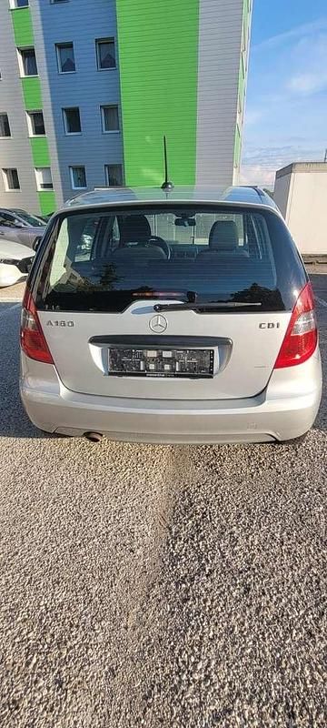 Gebraucht Mercedes A160 82 PS (60 kW) 2011 Limousine