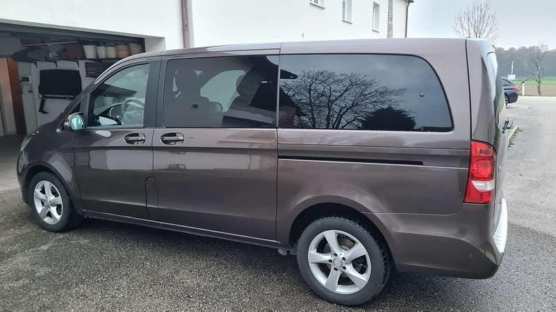 Gebraucht Mercedes E250 190 PS (139 kW) 2015 Braun Kombi