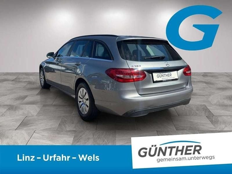 Gebraucht Mercedes C180 116 PS (85 kW) 2015 Grau Kombi