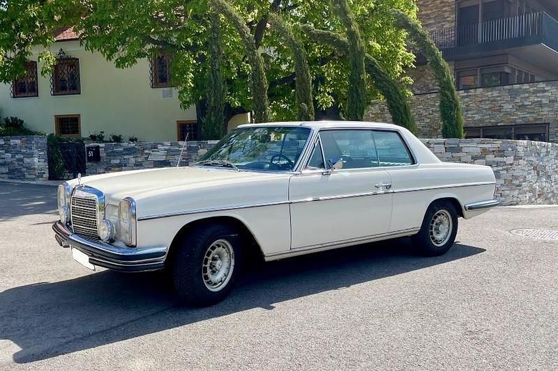 Gebraucht Mercedes 250 131 PS (96 kW) 1970 Weiß Coupé