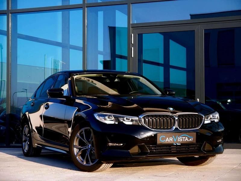 Gebraucht BMW 320 Shadowline 190 PS (139 kW) 2019 Schwarz Limousine