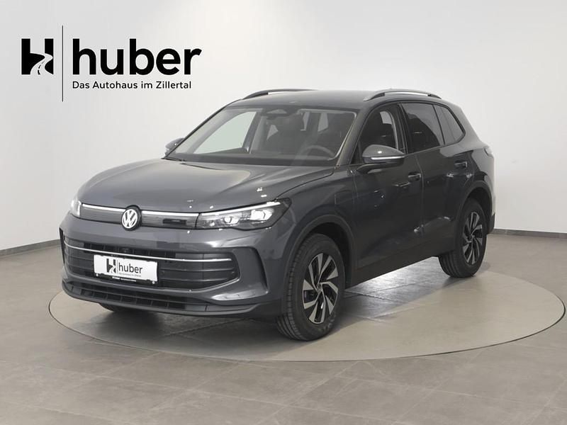 Mittelgrau metallic Neu 2025 VW Tiguan SUV | € 41.990 (Superpreis) - Bild 1/4