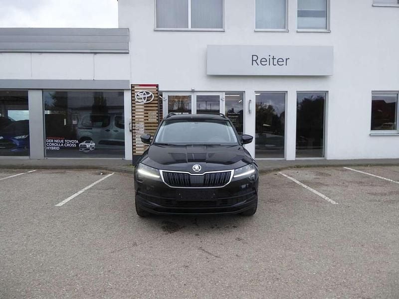 Schwarz Gebraucht 2022 Skoda Karoq SUV | € 26.990 (Guter Preis) - Bild 1/4