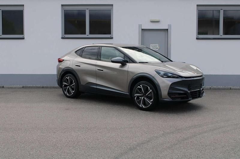 Hellgelb metallic Neu 2025 Cupra Tavascan VZ SUV | € 51.900 (Fairer Preis) - Bild 1/4