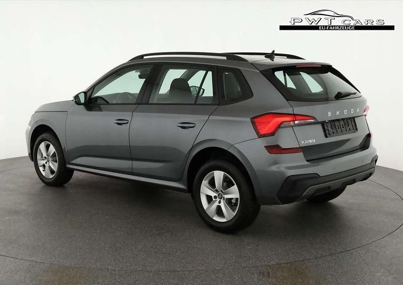 Neu Skoda Kamiq Selection 116 PS (85 kW) 2025 Grau SUV