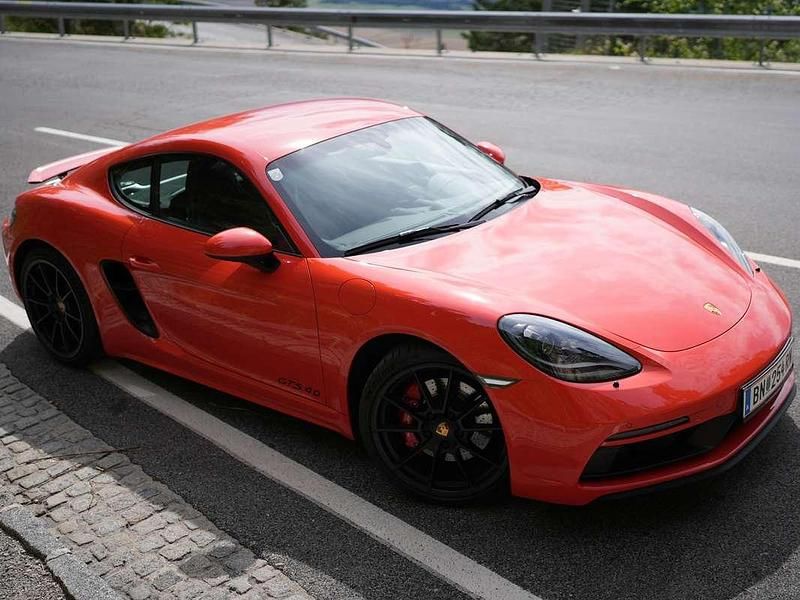Gebraucht Porsche 718 400 PS (294 kW) 2021 Orange Coupé