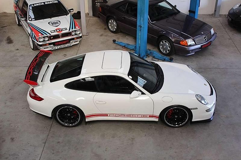 Weiß Gebraucht 2009 Porsche 911 GT3 RS Coupé | € 77.700 - Bild 1/4