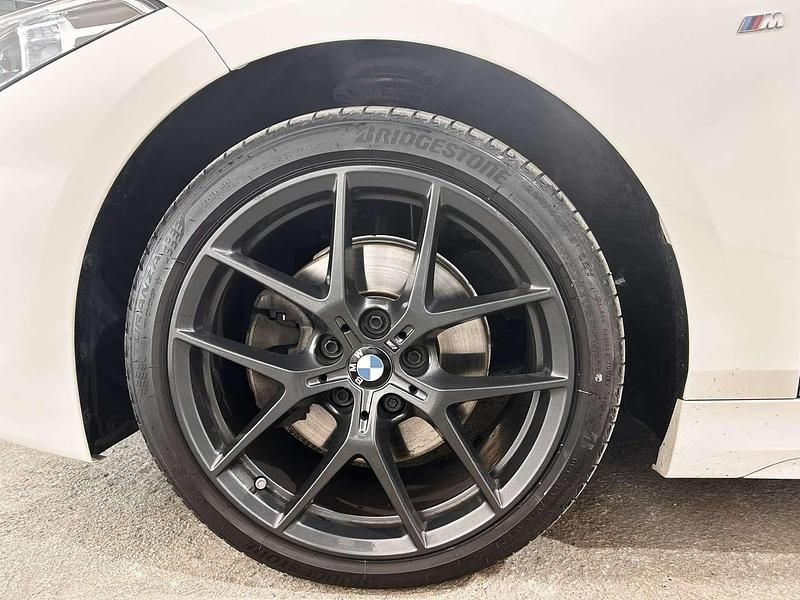 Gebraucht BMW 118 Shadowline 150 PS (110 kW) 2023 Weiß Kleinwagen