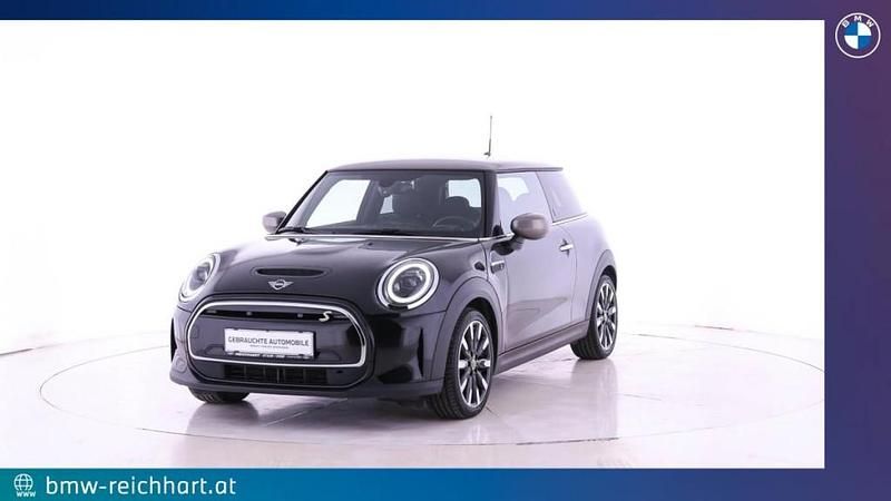 Gebraucht Mini Cooper SE 135 kW (184 PS) 2022 Midnight black ii Kleinwagen