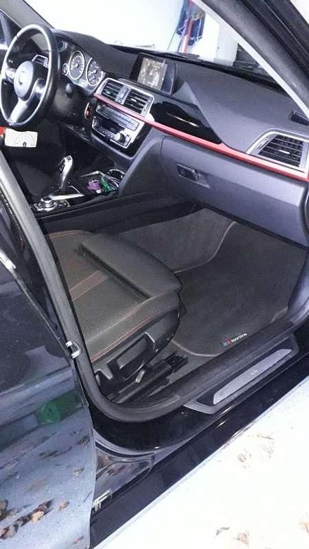 Gebraucht BMW 320 Sport Line 190 PS (139 kW) 2015 Schwarz Kombi