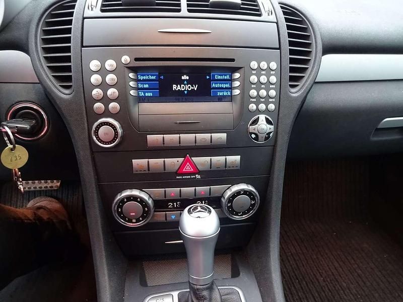 Gebraucht Mercedes SLK350 272 PS (200 kW) 2005 Silber Cabrio