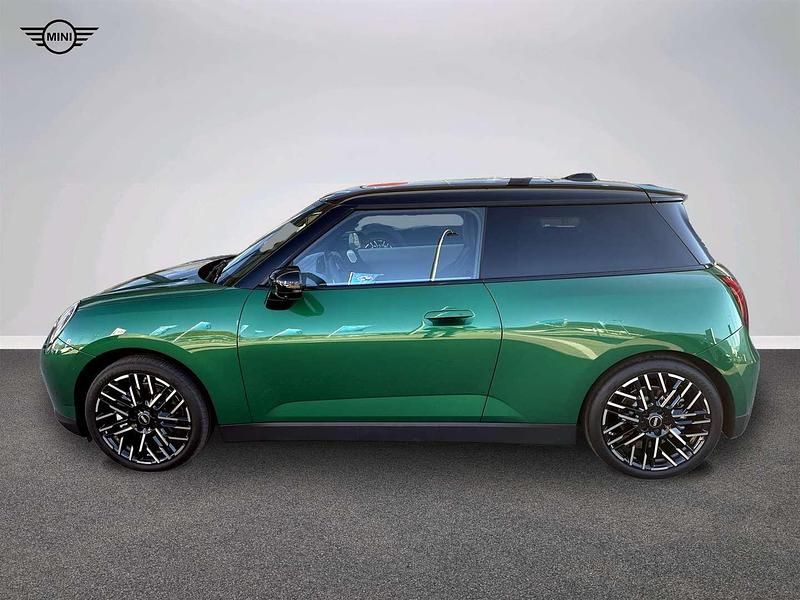Neu Mini Cooper SE 160 kW (218 PS) 2025 Grün Kleinwagen