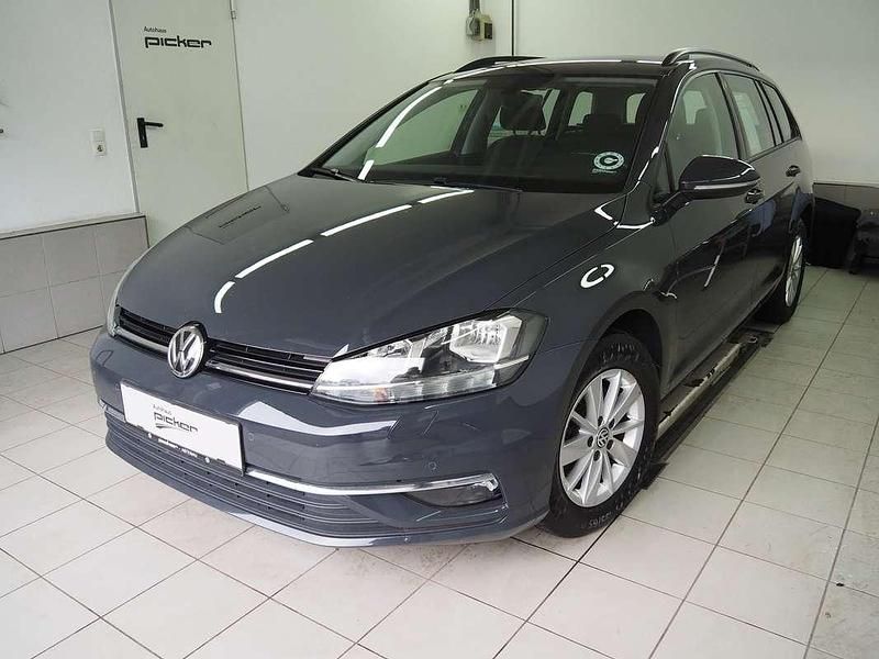 Mittelgrau normal Gebraucht 2020 VW Golf VII Kombi | € 16.950 (Fairer Preis) - Bild 1/4