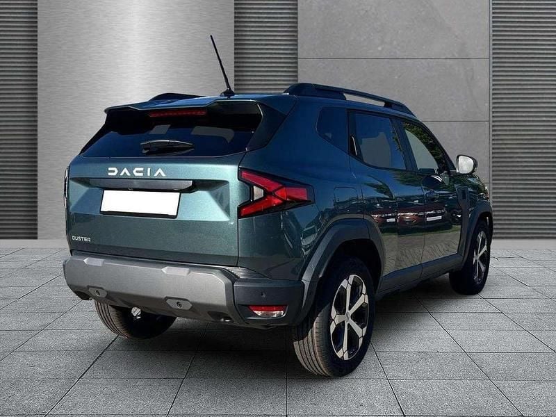 Neu Dacia Duster Journey 101 PS (74 kW) 2025 Grün SUV