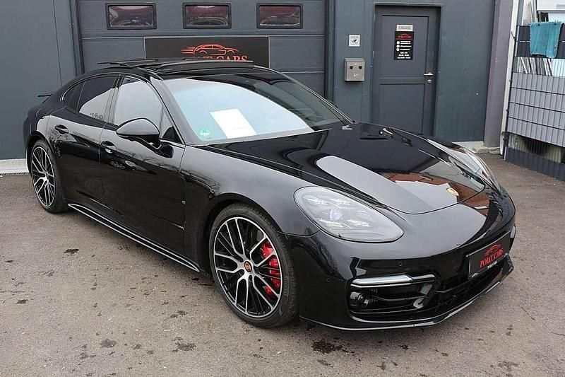 Gebraucht Porsche Panamera 4S Sport 560 PS (411 kW) 2021 Schwarz Limousine
