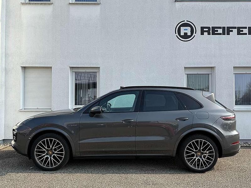 Gebraucht Porsche Cayenne 462 PS (339 kW) 2018 Grau SUV