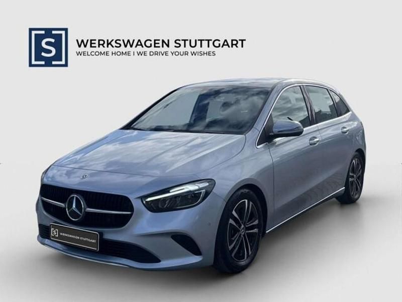 Gebraucht Mercedes B180 Progressive 136 PS (100 kW) 2024 Silber Van / Kleinbus