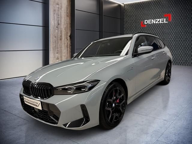 Gebraucht BMW 330e 184 PS (135 kW) 2025 Grau Kombi