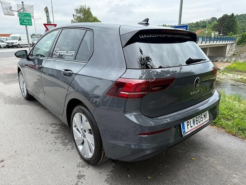 Neu VW Golf VIII 115 PS (84 kW) 2025 Mittelgrau  metallic