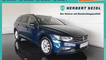 Aquamarinblau metallic Gebraucht 2023 VW Passat Business Kombi | € 22.880 (Fairer Preis)